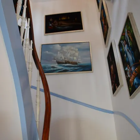 Casa de hóspedes Ferie Pa Toppen 2*