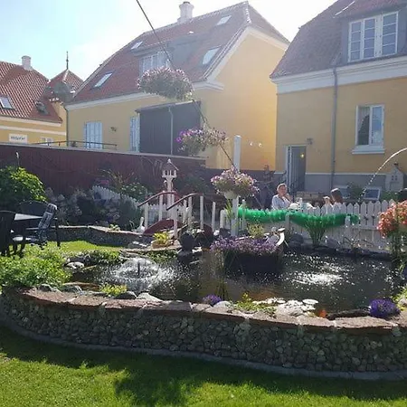 Ferie Pa Toppen Pensionat 2*